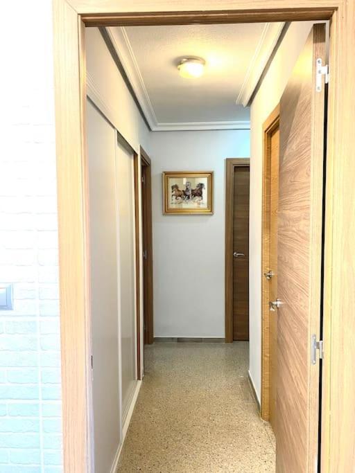 Shared Apartment! Piso Compartido! Общая Квартира! Sevilha Exterior foto